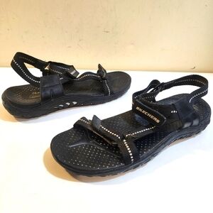 Sketchers Outdoor Lifestyle Slingback Women's Black  Fits 9